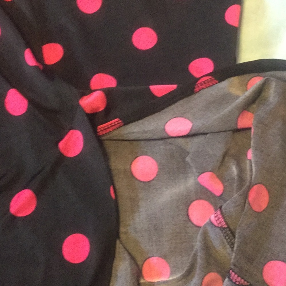 ❌DONATED❌Black Pink Fuchsia Polka Dot 2PC Skirt Set - Picture 6 of 9